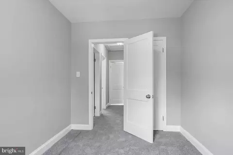 Entry Way - 1335 Crofton Rd, Baltimore, MD 21239 photo 3 of 3