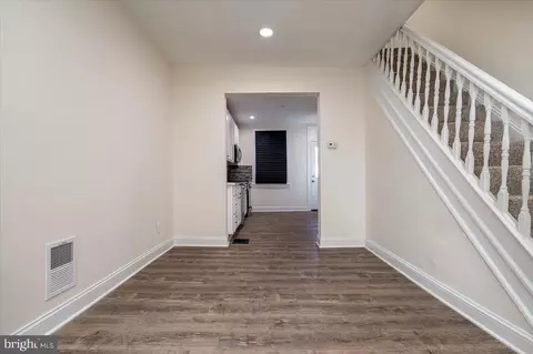 Entry Way - 642 S Macon St, Baltimore, MD 21224 photo 1 of 4