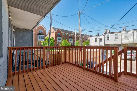 Exterior - 642 S Macon St, Baltimore, MD 21224 photo 2 of 3
