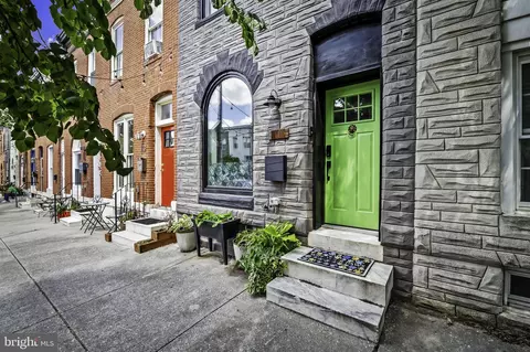 111 N Milton Ave, Baltimore, MD 21224
