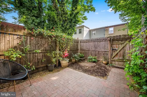 Exterior - 2730 Fox St, Baltimore, MD 21211 photo 3 of 9