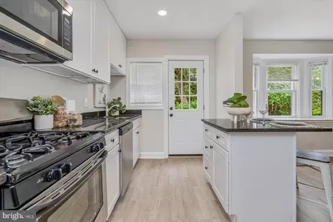 Kitchen - 1571 Winston Ave, Baltimore, MD 21239 photo 2 of 5