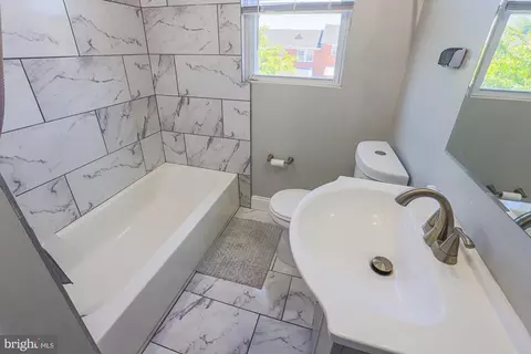 5426 Lynview Ave, Baltimore, MD 21215 photo 24