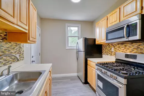 514 E 36th St, Baltimore, MD 21218 photo 17