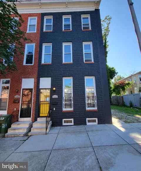 1122 N Eden St N, Baltimore, MD 21213