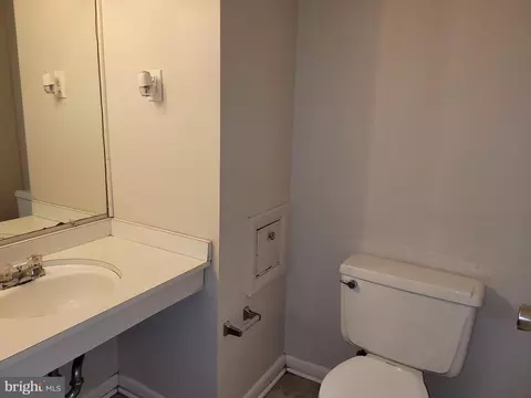 Bath - 6325 Red Cedar Pl, Baltimore, MD 21209 photo 1 of 5