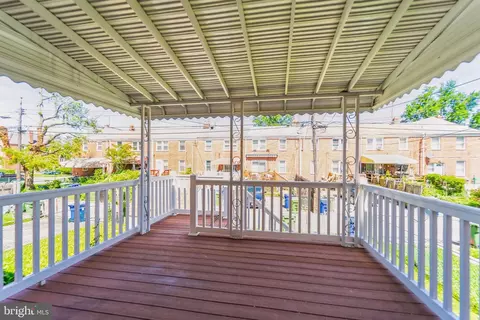 Exterior - 4010 Annellen Rd, Baltimore, MD 21215 photo 2 of 3
