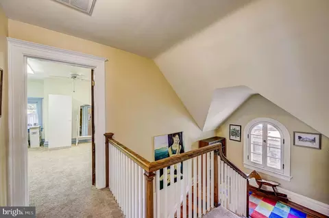 Entry Way - 311 Suffolk Rd, Baltimore, MD 21218 photo 5 of 7