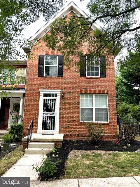 624 Murphy Ln, Baltimore, MD 21201