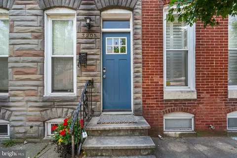 3205 Dillon St, Baltimore, MD 21224 photo 2