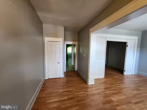 Entry Way - 2030 E 30th St, Baltimore, MD 21218 photo 4 of 8