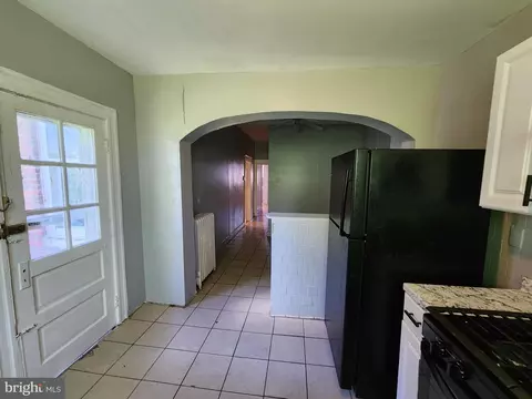 Entry Way - 2030 E 30th St, Baltimore, MD 21218 photo 6 of 8