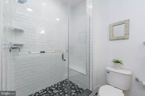 1239 Cooksie St, Baltimore, MD 21230 photo 23