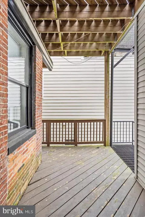 Exterior - 2225 Eutaw Pl #3C, Baltimore, MD 21217 photo 2 of 6