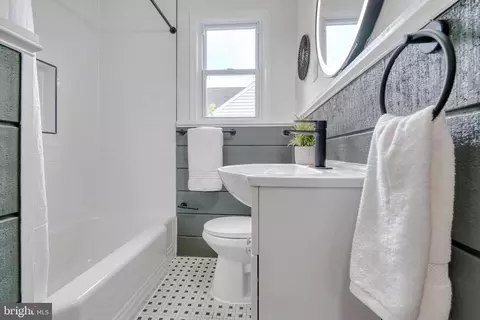 6407 Eastern Pkwy, Baltimore, MD 21214 photo 17