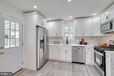 6407 Eastern Pkwy, Baltimore, MD 21214 photo 9