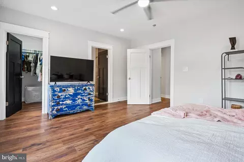 Entry Way - 1711 E 33rd St, Baltimore, MD 21218 photo 8 of 12