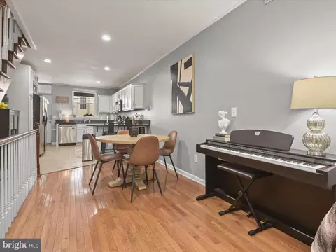 Entry Way - 1803 Jackson St, Baltimore, MD 21230 photo 2 of 5