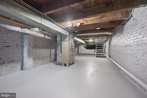513 N Castle St, Baltimore, MD 21205 photo 13