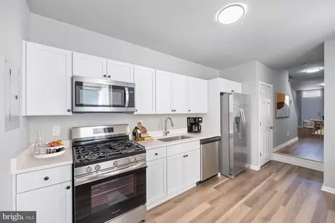 513 N Castle St, Baltimore, MD 21205 photo 6