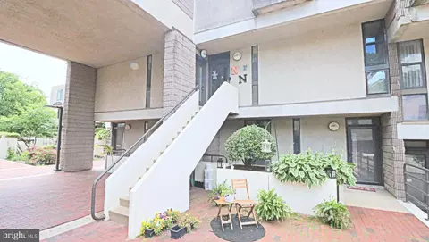 2369 Flax Ter, Baltimore, MD 21209