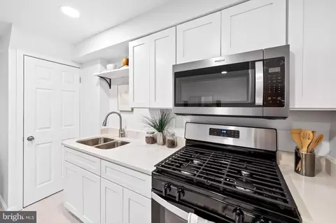 4103 Doris Ave, Brooklyn, MD 21225 photo 11