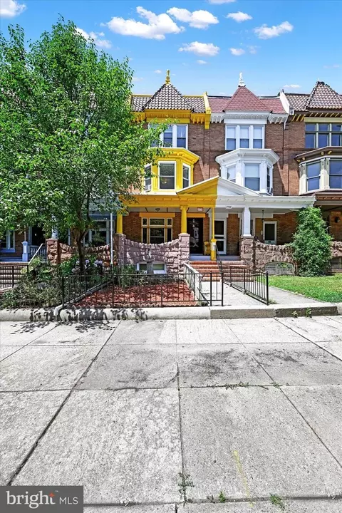 Exterior - 2730 N Calvert St, Baltimore, MD 21218 photo 2 of 7
