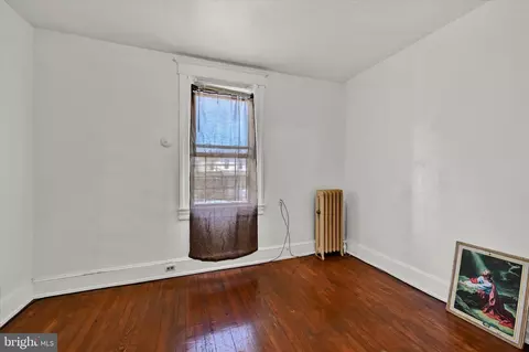 Bedroom - 2730 N Calvert St, Baltimore, MD 21218 photo 5 of 6