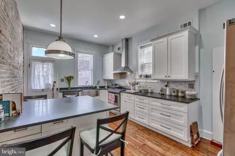 139 S Linwood Ave, Baltimore, MD 21224