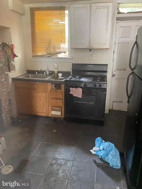1509 Lemmon St, Baltimore, MD 21223 photo 5