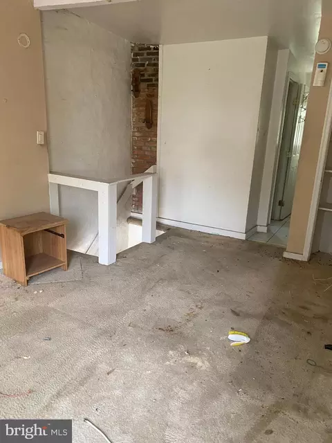 1509 Lemmon St, Baltimore, MD 21223 photo 9