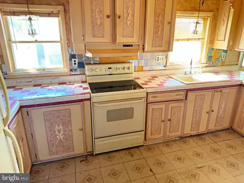1907 Letitia Ave, Baltimore, MD 21230 photo 4