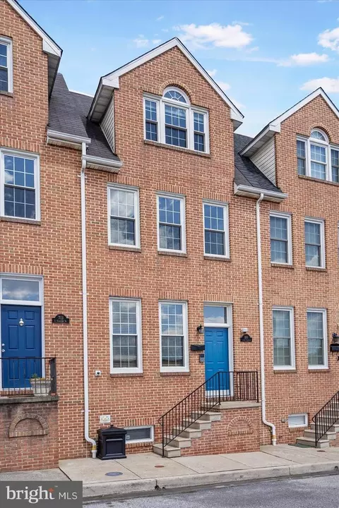 Exterior - 715 S Streeper St, Baltimore, MD 21224 photo 5 of 6