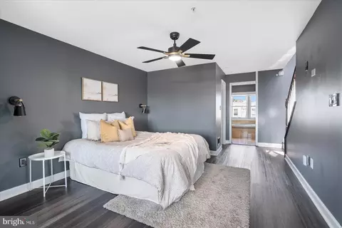 Bedroom - 715 S Streeper St, Baltimore, MD 21224 photo 4 of 7