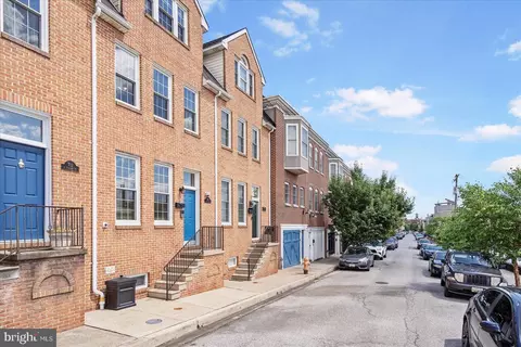 Exterior - 715 S Streeper St, Baltimore, MD 21224 photo 4 of 6
