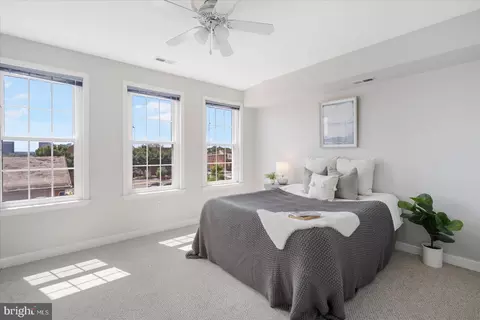 Bedroom - 715 S Streeper St, Baltimore, MD 21224 photo 1 of 7
