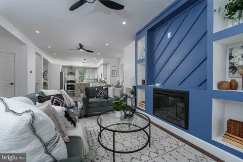 5409 Hamlet Ave, Baltimore, MD 21214 photo 2