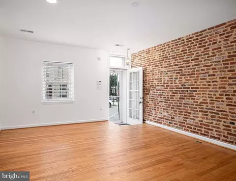 605 S Clinton St, Baltimore, MD 21224 photo 10