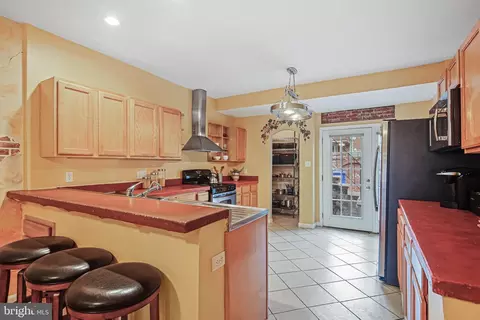 609 S Clinton St, Baltimore, MD 21224 photo 9