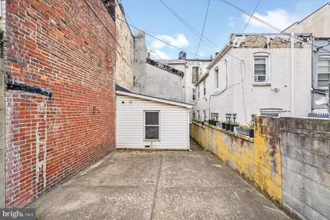 Exterior - 2316 Fleet St, Baltimore, MD 21224 photo 3 of 4