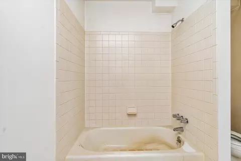 Bath - 2316 Fleet St, Baltimore, MD 21224 photo 2 of 3