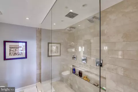 100 Harborview Dr #614, Baltimore, MD 21230 photo 34