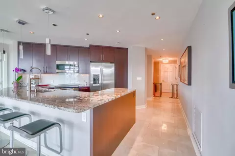 100 Harborview Dr #614, Baltimore, MD 21230 photo 12