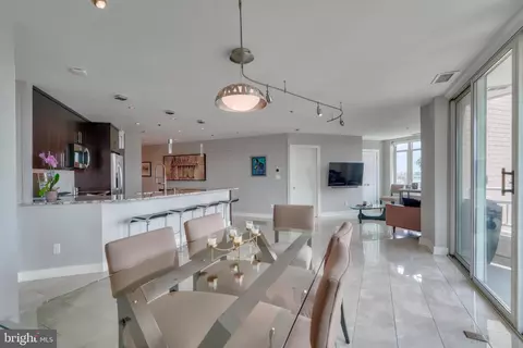 100 Harborview Dr #614, Baltimore, MD 21230 photo 22