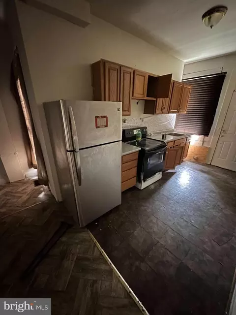 Entry Way - 904 E Preston St, Baltimore, MD 21202 photo 1 of 2