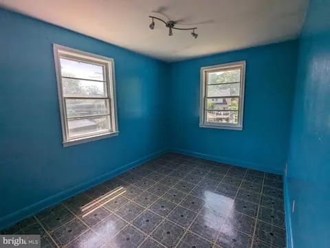 Other - 8 Mardrew Rd, Baltimore, MD 21229 photo 5 of 11