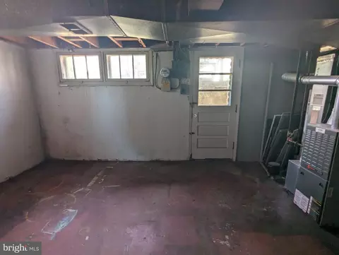 Other - 8 Mardrew Rd, Baltimore, MD 21229 photo 9 of 11