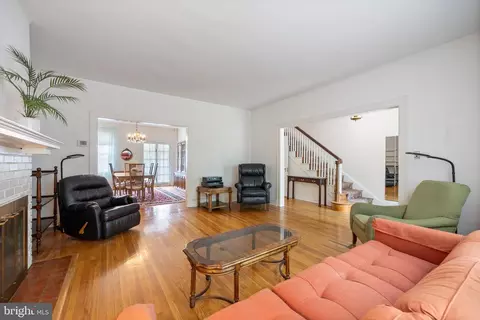 3936 Cloverhill Rd, Baltimore, MD 21218 photo 7