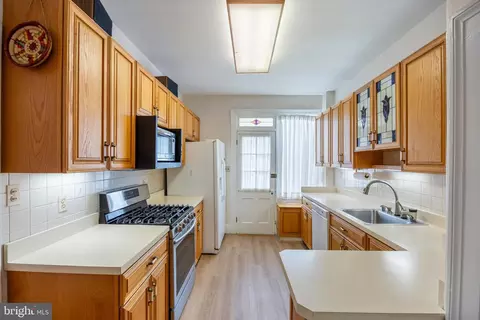3936 Cloverhill Rd, Baltimore, MD 21218 photo 11