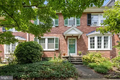 3936 Cloverhill Rd, Baltimore, MD 21218